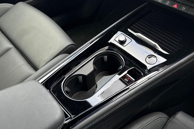 AUDI Q3 Photo 37