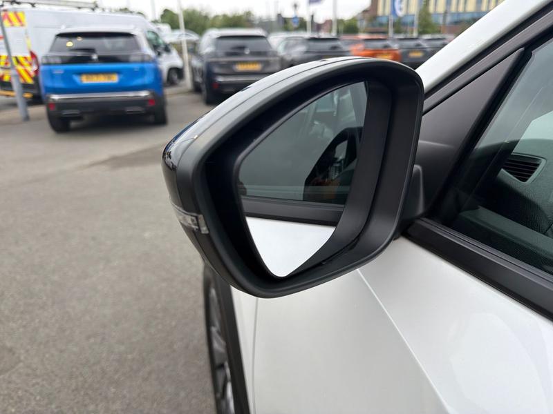 Used Peugeot 2008 VO23WNE 25