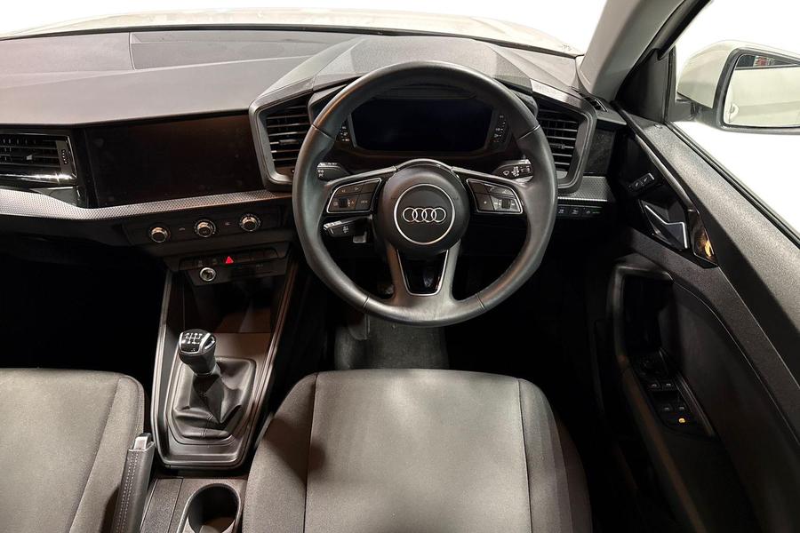 Audi A1 Photo autoimg-08775e52bfbeb194718fe12efbcb5943eceddc21.jpg