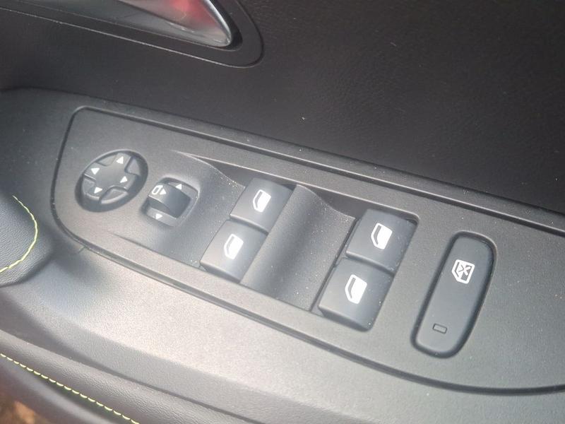 Used Peugeot 2008 NU70AUT 47
