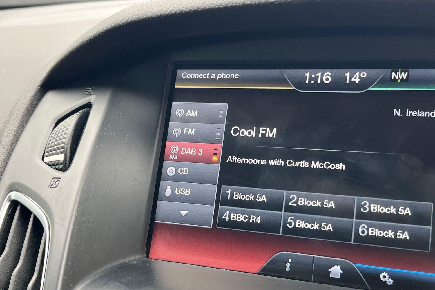 Ford FOCUS Photo 28