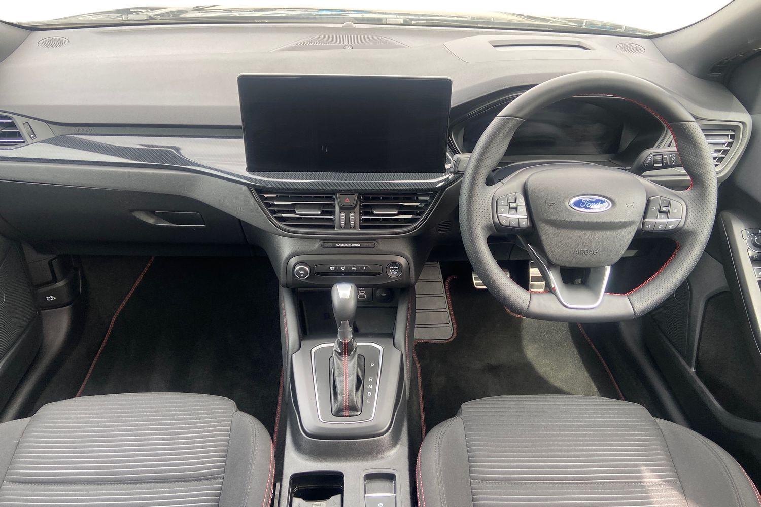 Ford FOCUS Photo 9