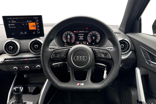 AUDI Q2 Photo 11