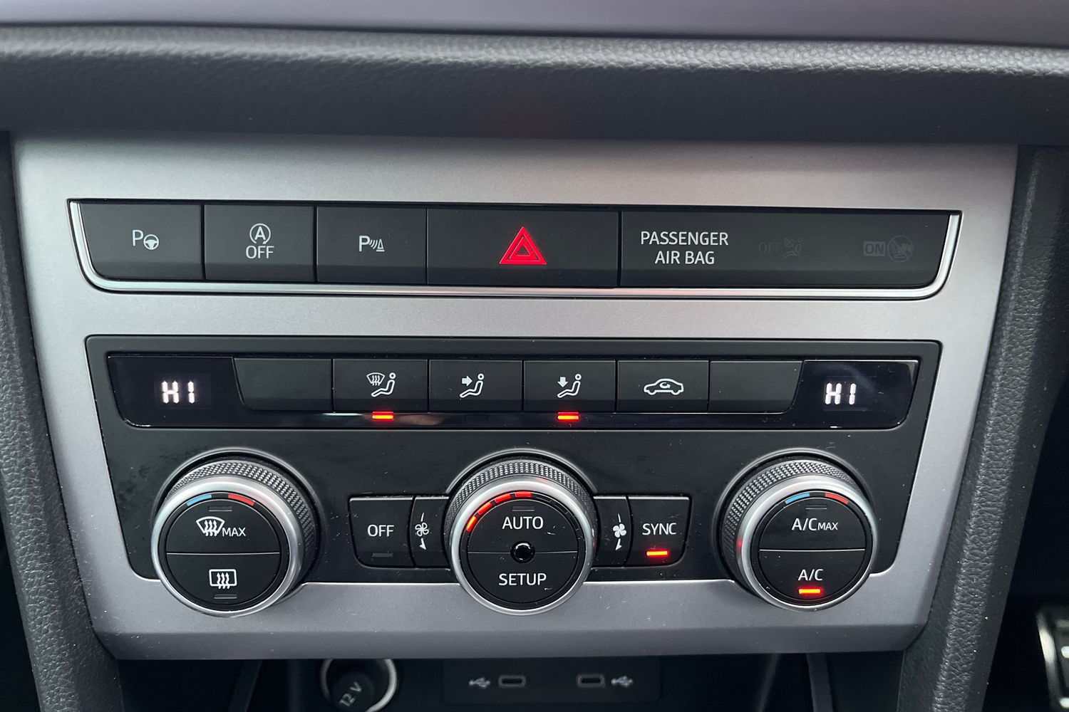 SEAT ATECA Photo 33