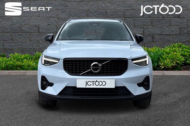VOLVO Xc40 Photo 8