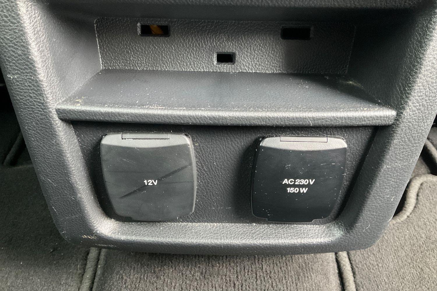 Ford S-MAX Photo 35