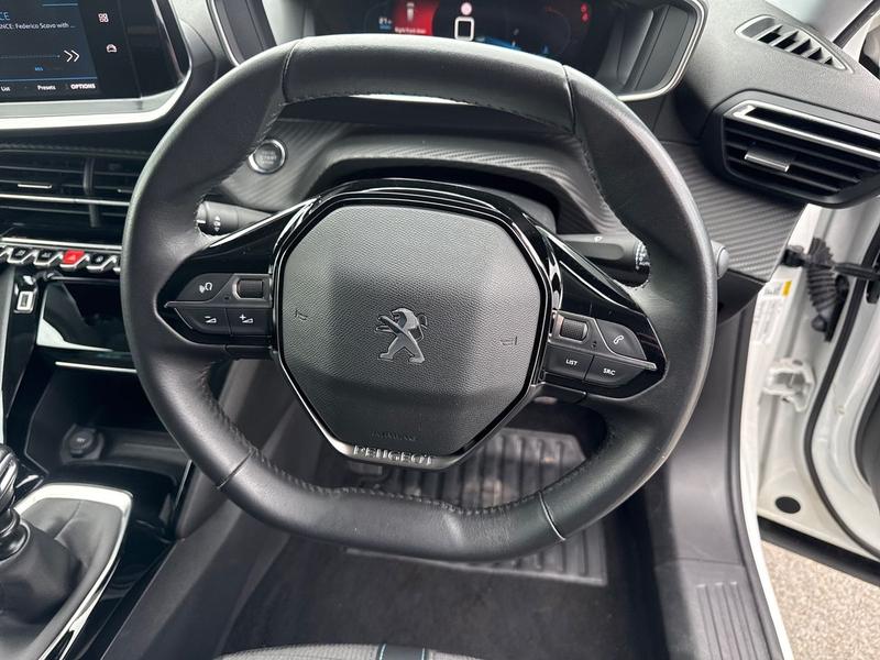 Used Peugeot 2008 BD22CLZ 34