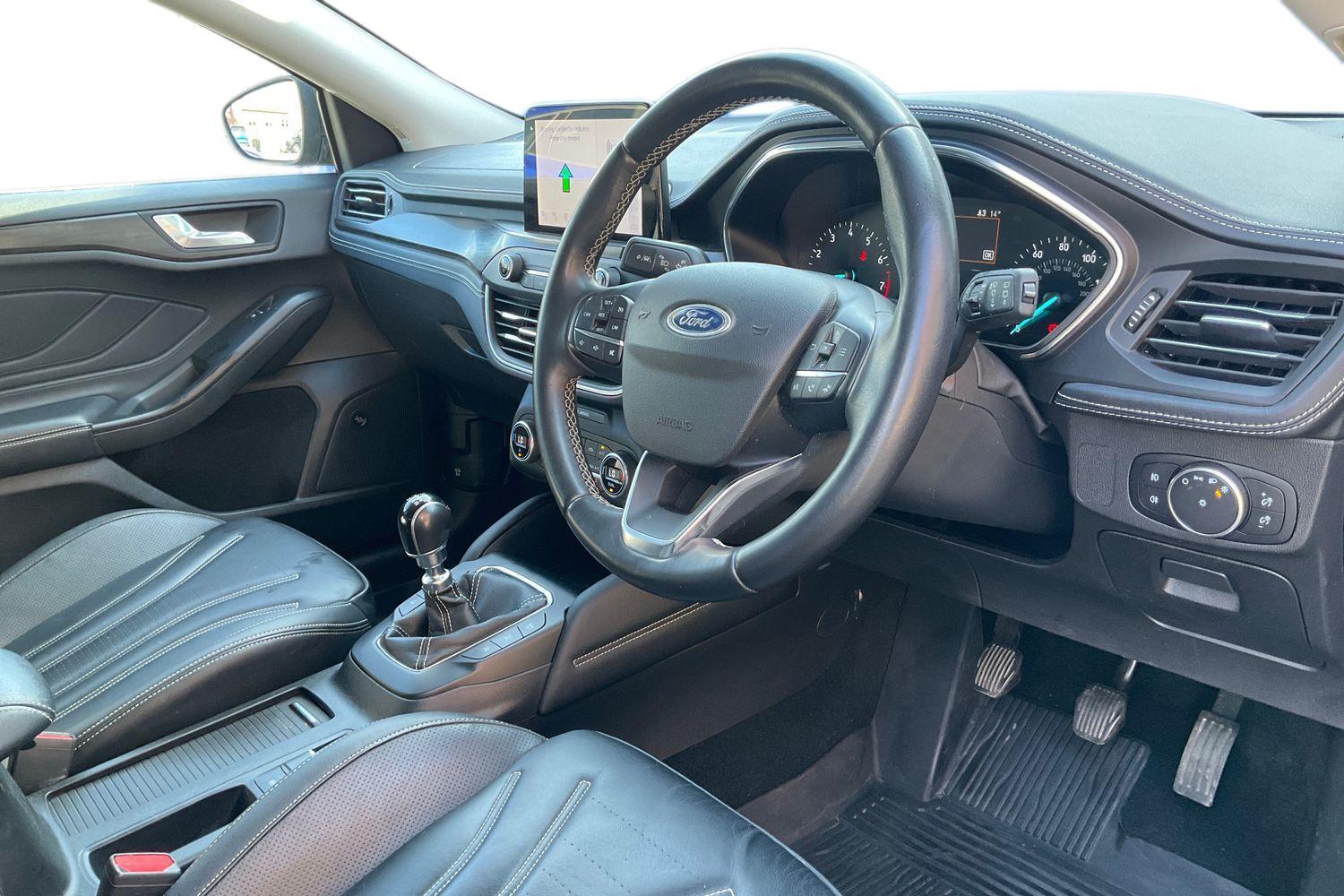 Ford Focus Photo 8
