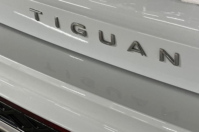 VOLKSWAGEN Tiguan Photo 37