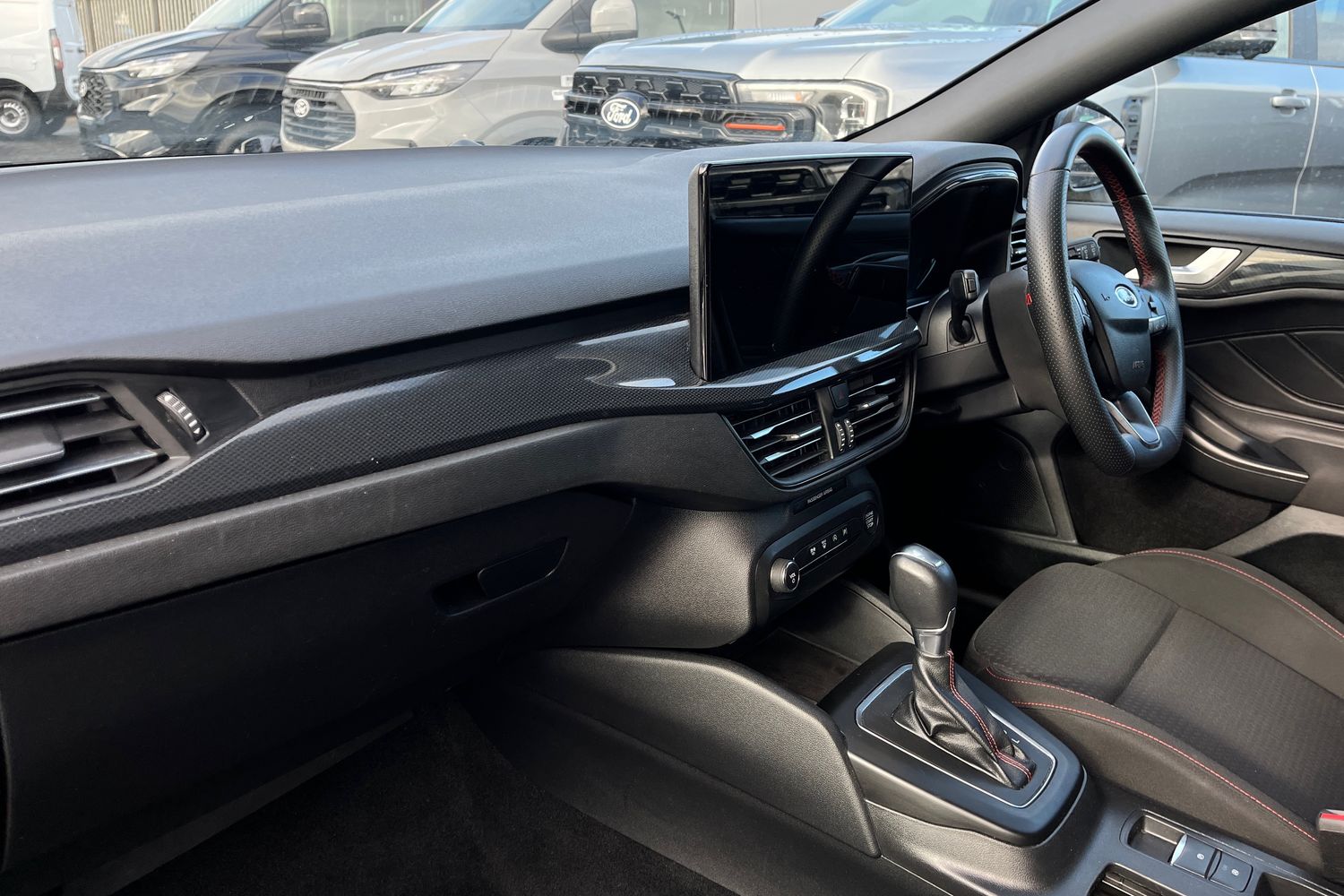 Ford FOCUS Photo 17