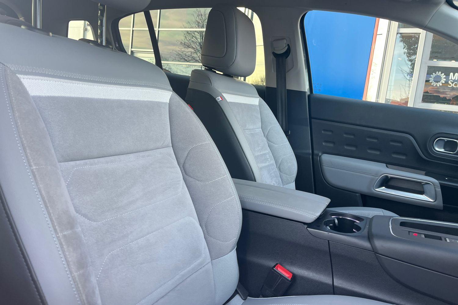 Citroen C5 AIRCROSS Photo 16
