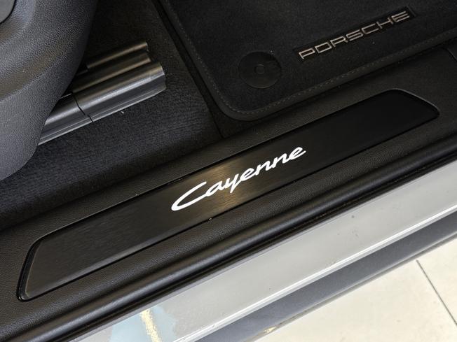 PORSCHE Cayenne Photo 30