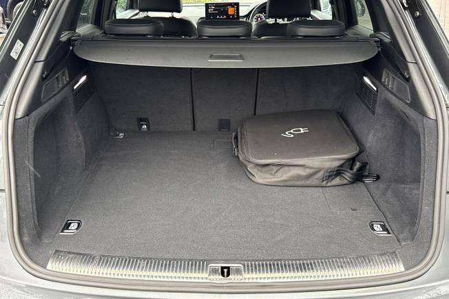 AUDI Q5 Photo 12