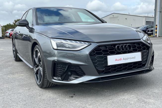 AUDI A4 Photo 22