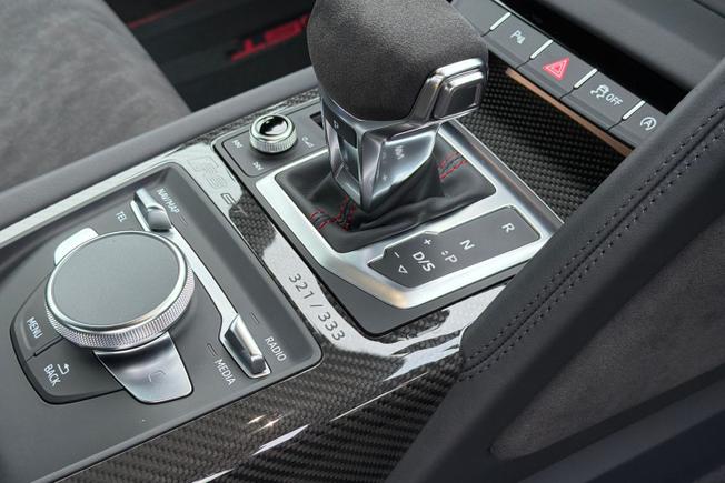 AUDI R8 Photo 42