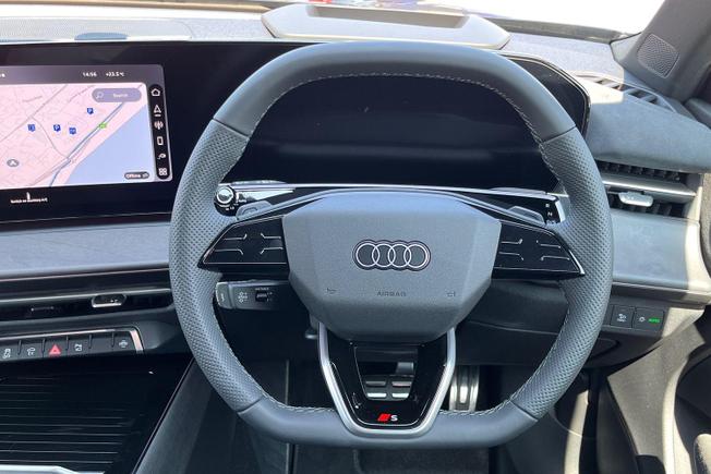 Audi Q3 Photo 11