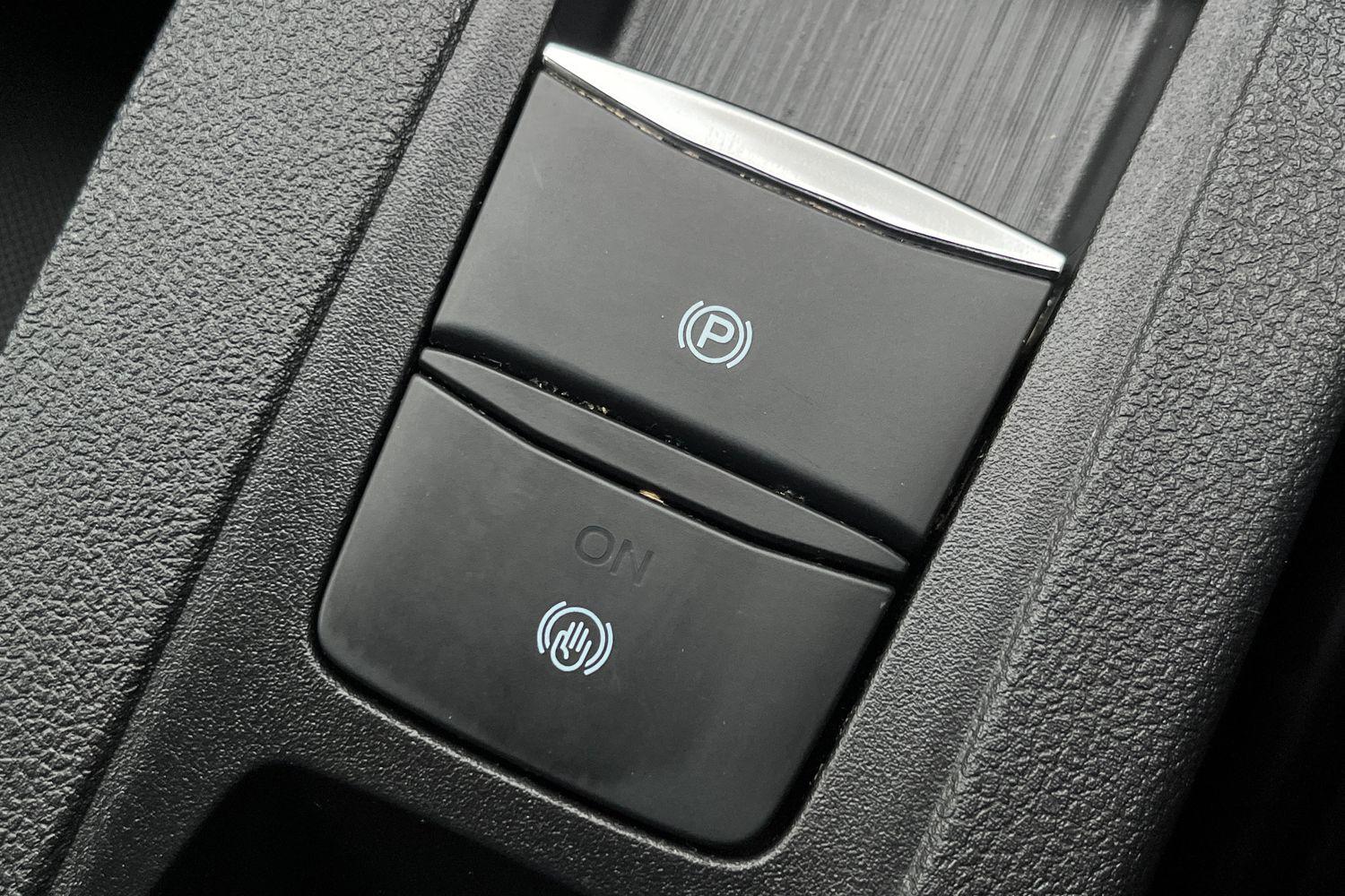 Ford Kuga Photo 36