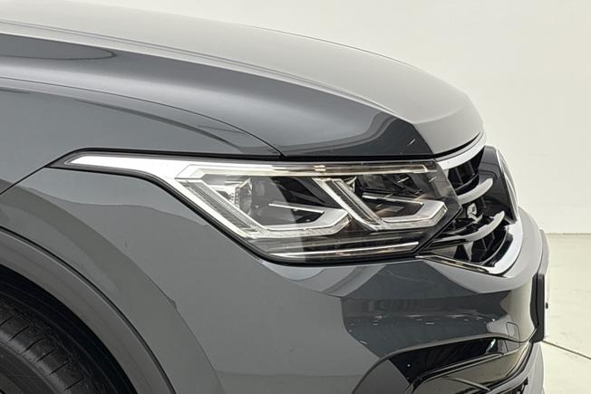 VOLKSWAGEN Tiguan Photo 19