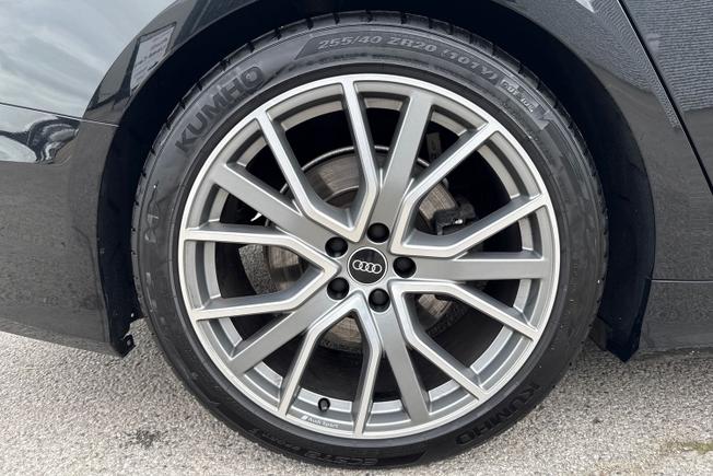 AUDI A6 Saloon Photo 32