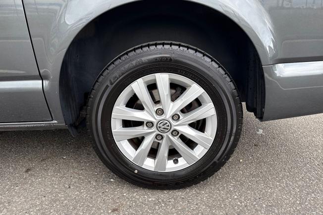 VOLKSWAGEN Transporter Photo 22