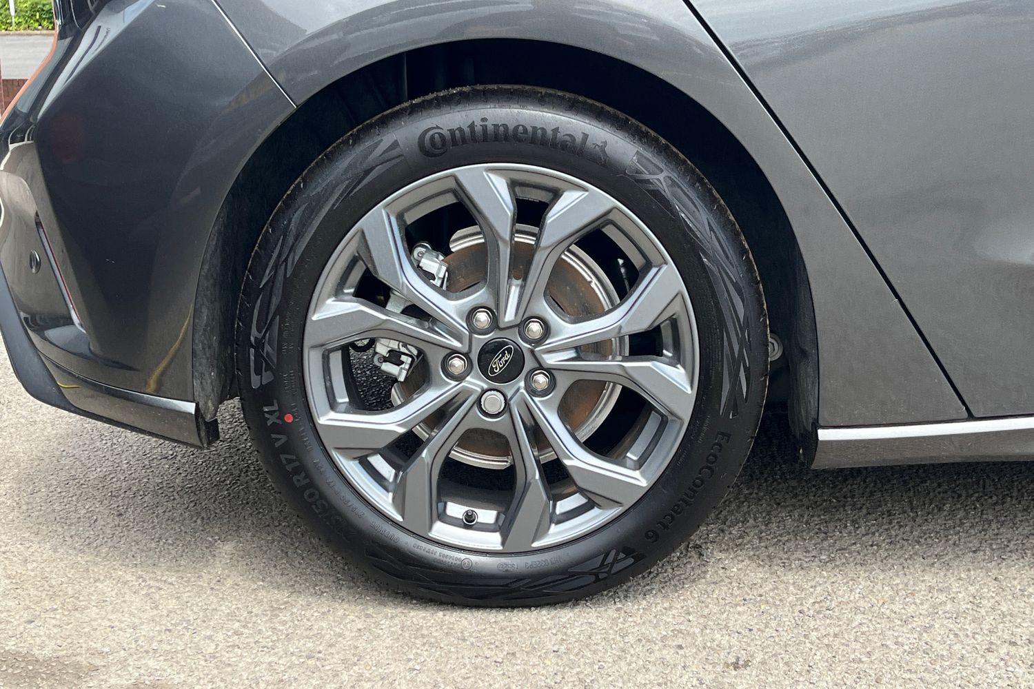 Ford FOCUS Photo 7