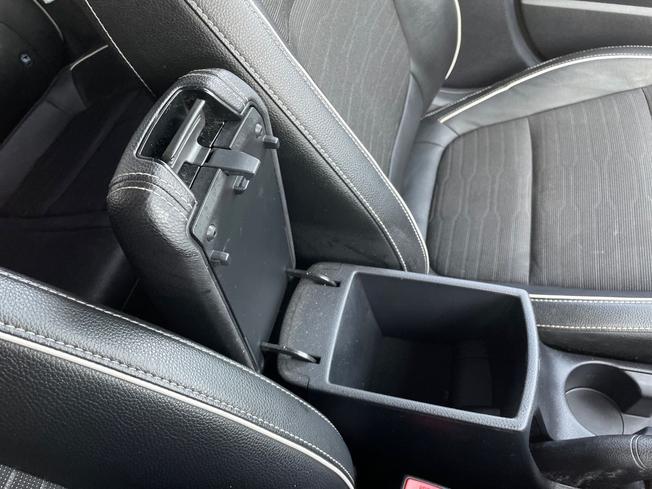 KIA Stonic Photo 39