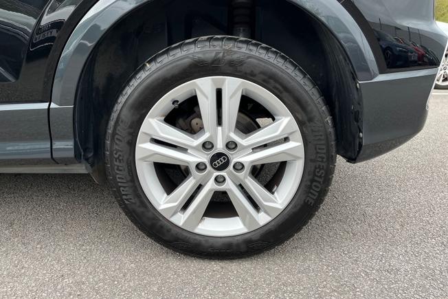 AUDI Q2 Photo 5