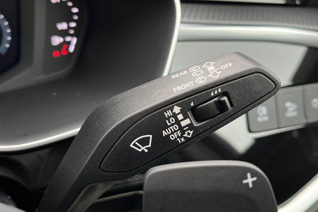 AUDI Q3 Photo 37