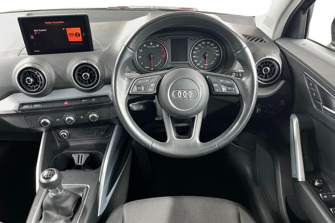 AUDI Q2 Photo 11
