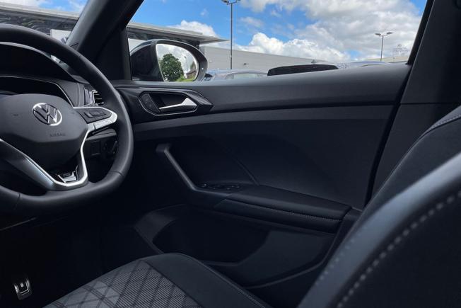 VOLKSWAGEN T-Cross Photo 43