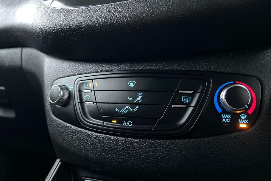 Used Ford TRANSIT COURIER 16