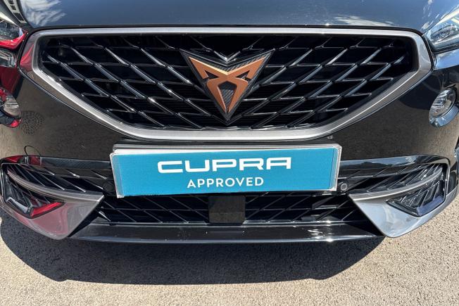 CUPRA Formentor Photo 35
