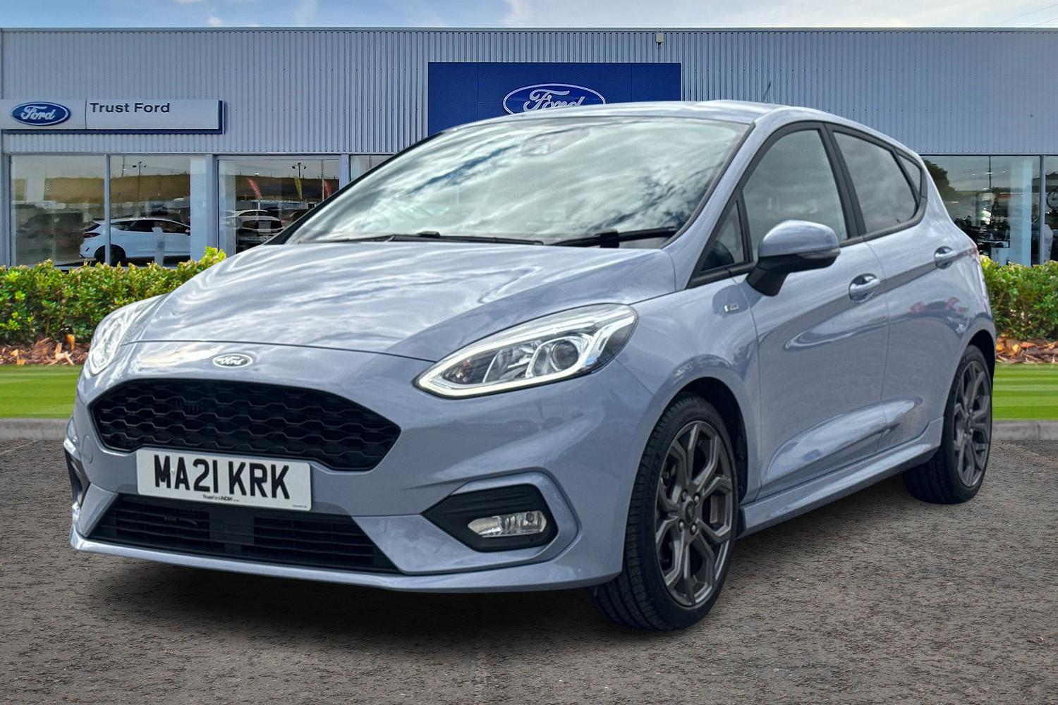 Ford FIESTA Photo 4