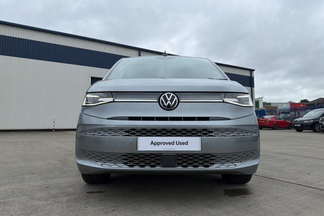 VOLKSWAGEN Multivan Photo 22