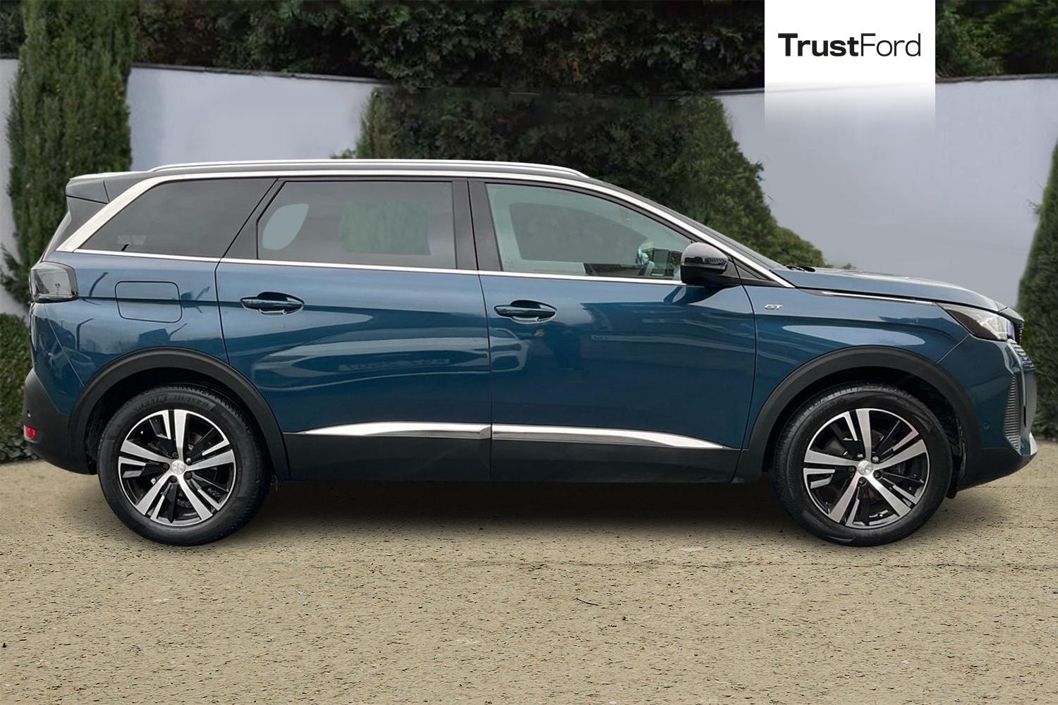 Peugeot 5008 Photo 2