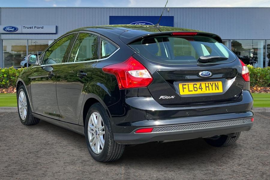 Ford FOCUS Photo autoimg-08e2f80b6185fbbed7d3a4beeefd102c07441f62.jpg