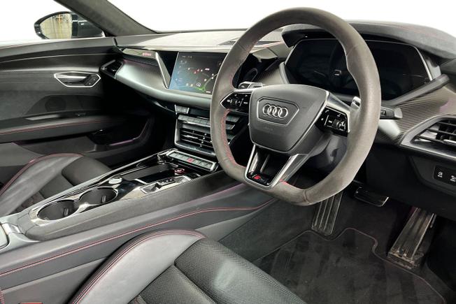 AUDI Rs E-Tron Gt Photo 6