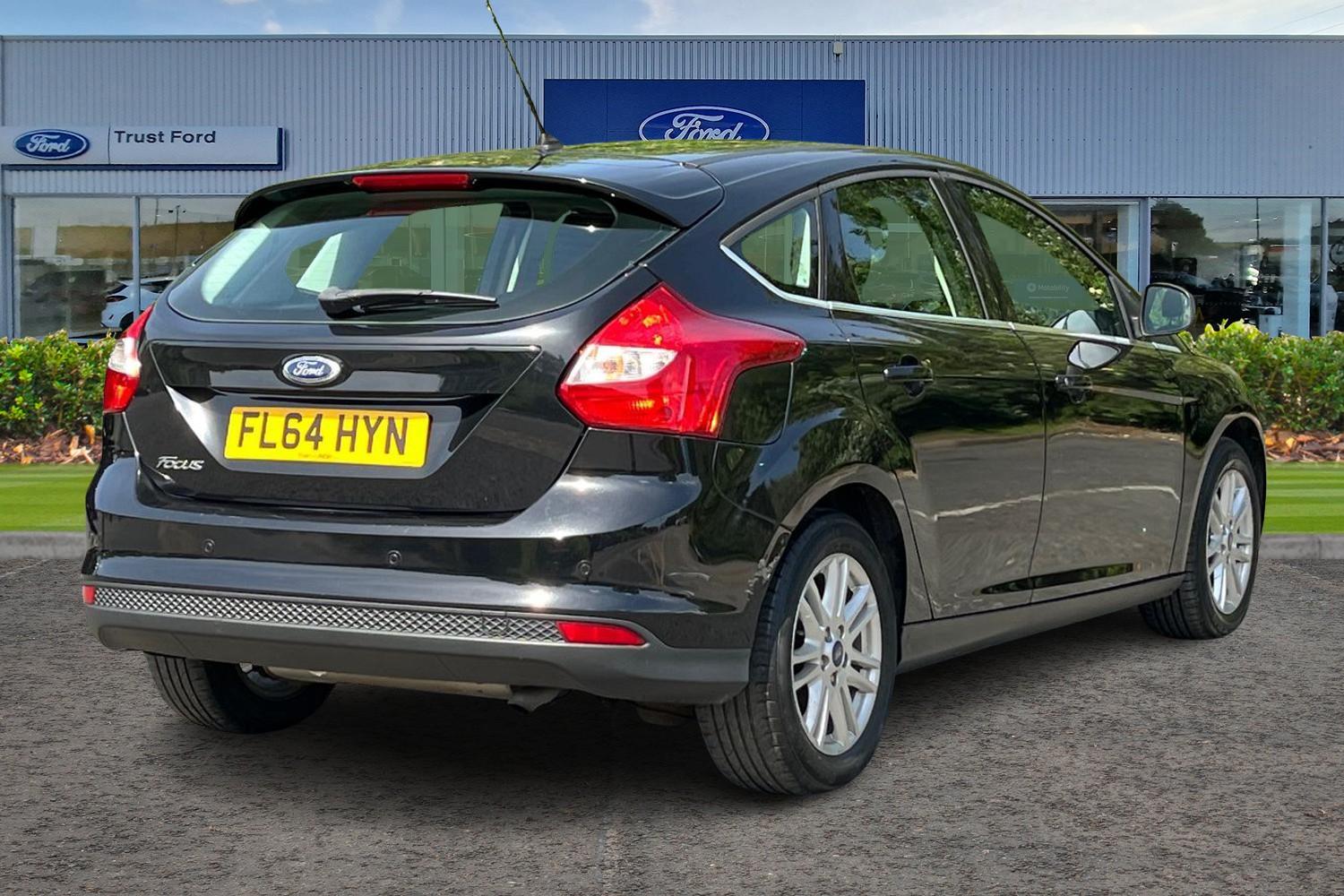 Ford FOCUS Photo 3