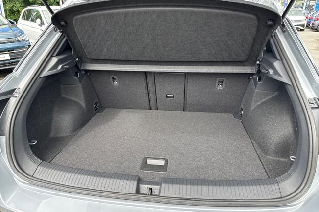 VOLKSWAGEN T-Roc Photo 12