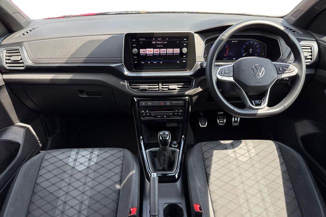 VOLKSWAGEN T-Cross Photo 10