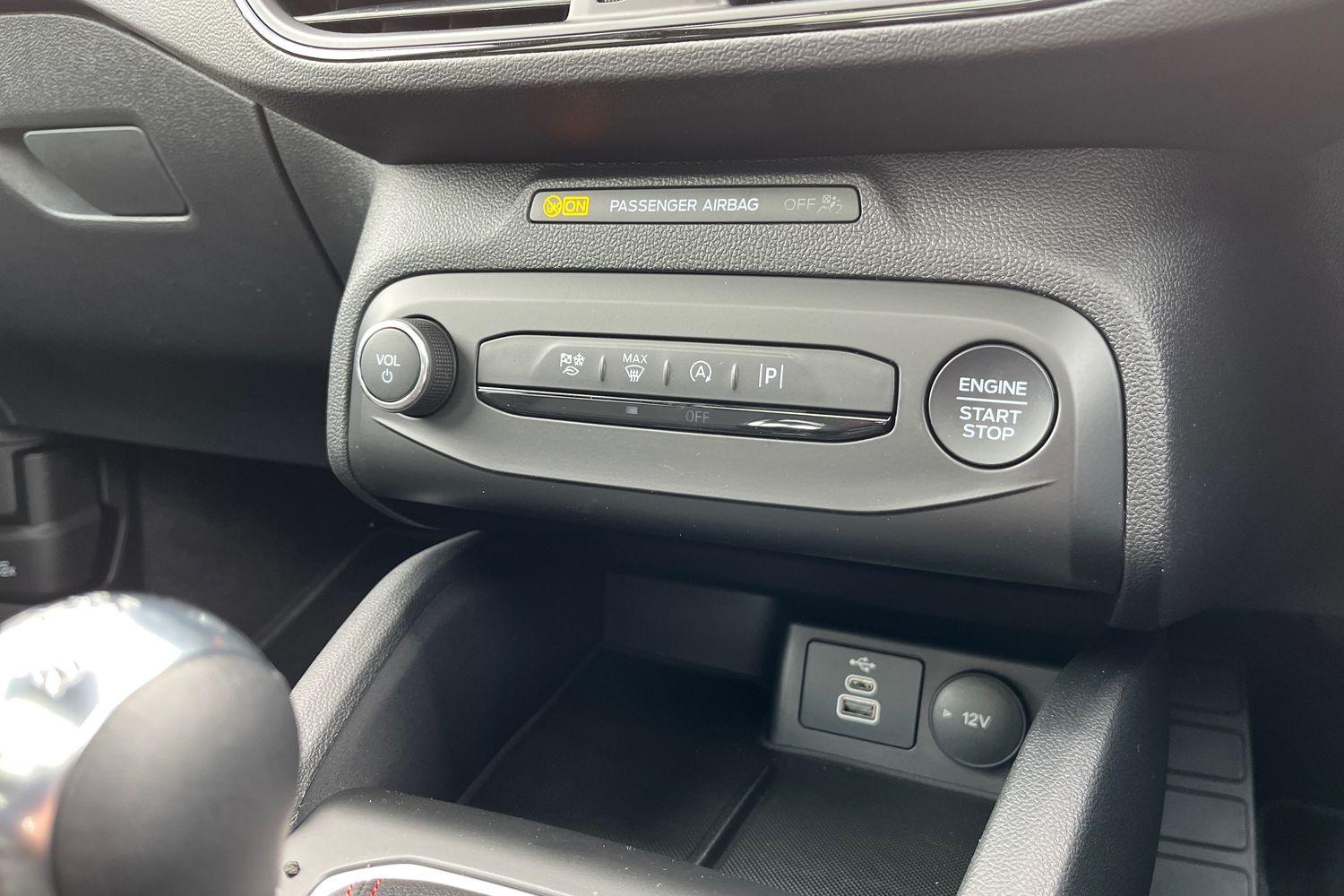 Ford FOCUS Photo 31