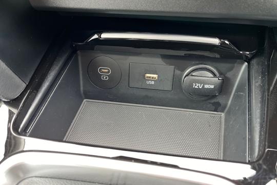 Kia Ceed Photo autoimg-08f3208c6365dc8e784b143257f3c5545565c8f9.jpg