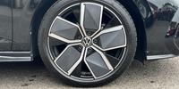 Volkswagen Golf Photo 4