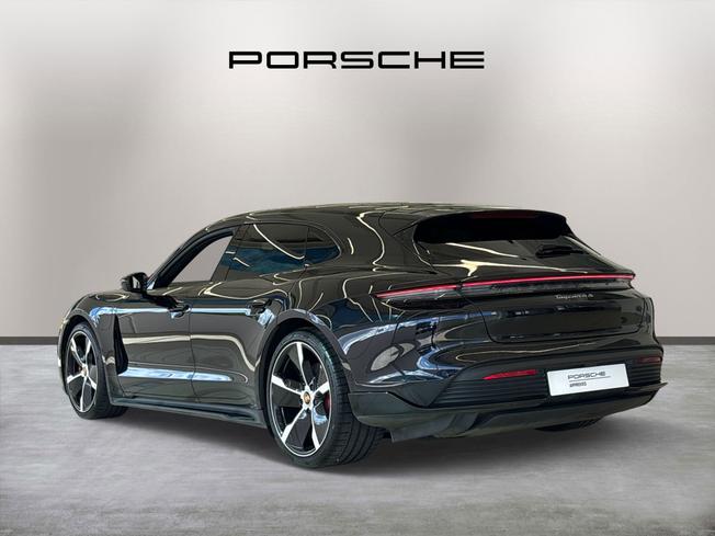 PORSCHE Taycan Photo 5