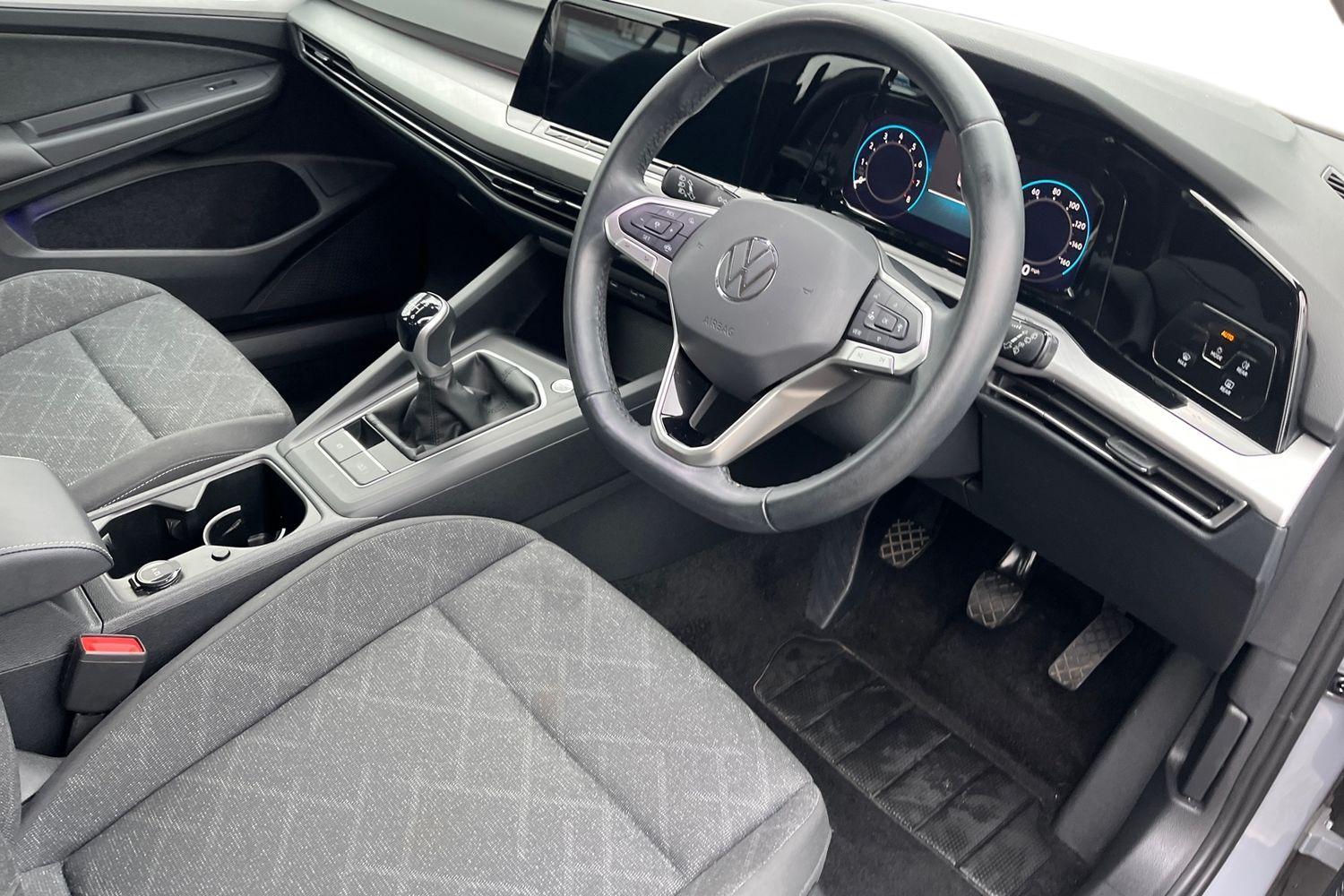Volkswagen Golf Photo 8
