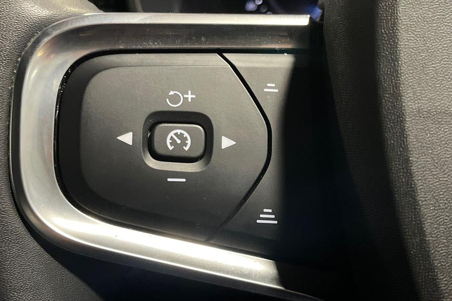 Volvo XC40 Photo autoimg-08f9f8dd96ed80f115c6683533d5b75ff82fa57f.jpg