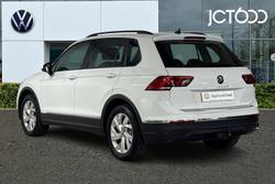 VOLKSWAGEN Tiguan Photo 3
