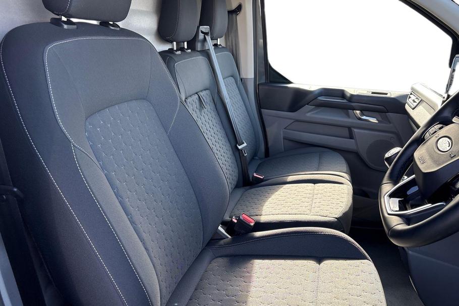 Used FORD TRANSIT CUSTOM MM74XFK 11