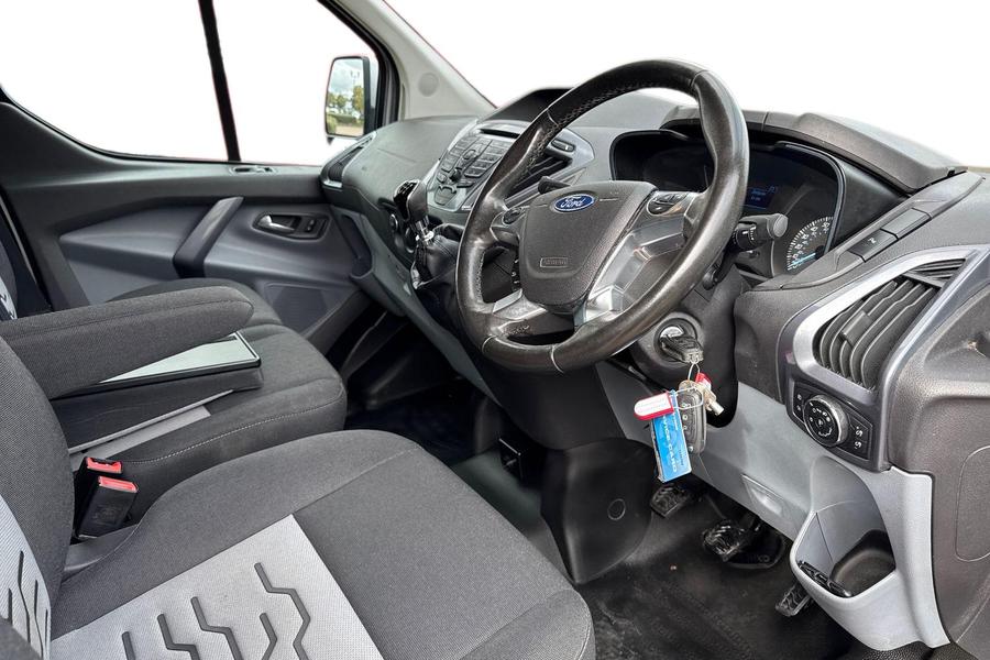 Ford Transit Custom Photo autoimg-08fdd29329fe5248936ebe6e399294029721be0f.jpg