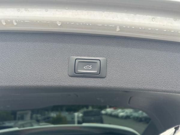 Audi SQ5 Photo autoimg-08ff05a4c9890487efc38093c90f0e1d8bf4473e.jpg